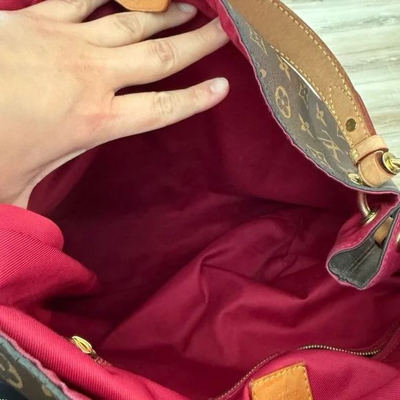 Louis Vuitton Graceful MM Bag - Picture 3 of 12